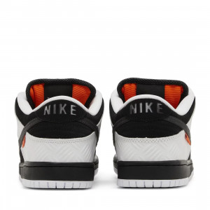TIGHTBOOTH x Dunk Low SB