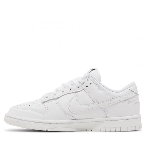 Nike Dunk Low Triple White