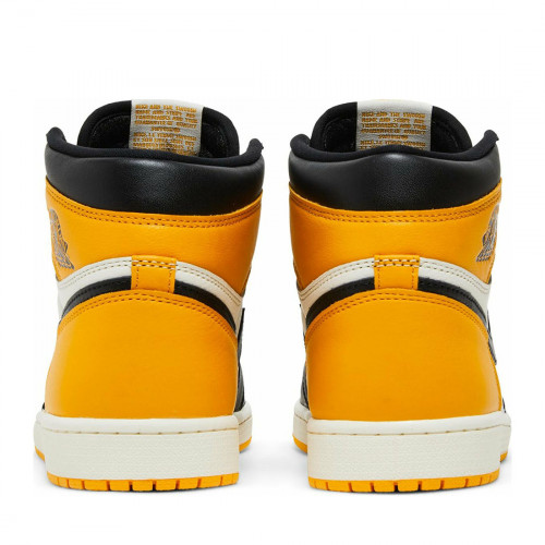 Air Jordan 1 Retro High OG 'Yellow Toe'