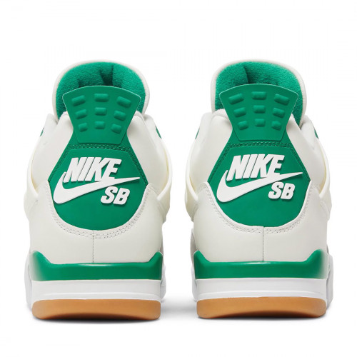 Nike SB x Air Jordan 4 Retro SP 'Pine Green'