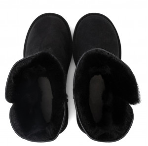 Ugg Bailey Zip Short Black