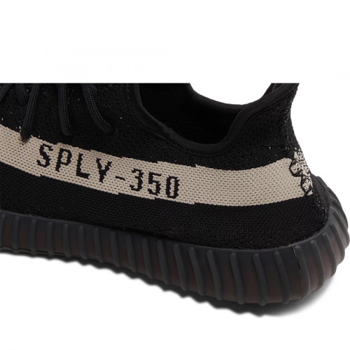 adidas Yeezy Boost 350 V2 Oreo